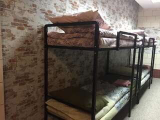 Хостелы Hostel -Hotel Granat Rivne city Ровно Кровать в общем номере для мужчин-4